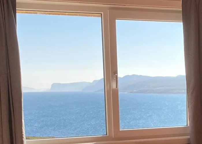 مكان تخييم North Cape Accommodation, Norway Repvåg