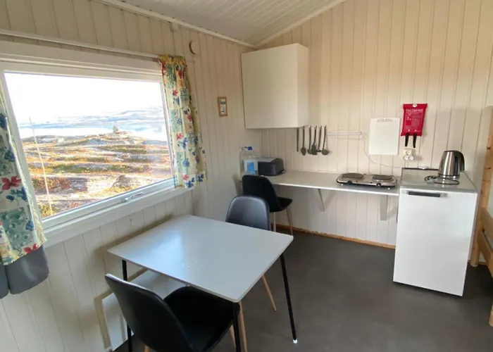 North Cape Accommodation, Norway مكان تخييم *